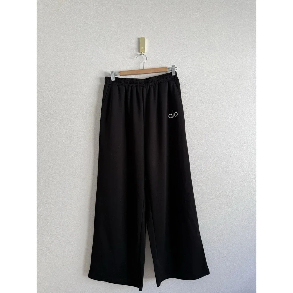 Alo Yoga Black Wide Leg Sweatpants size M